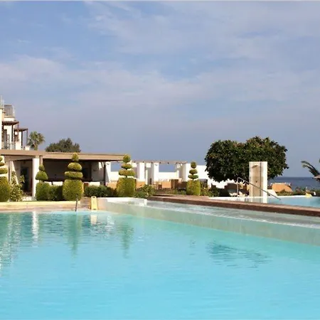 The Ixian - Adults Only Otel 5*